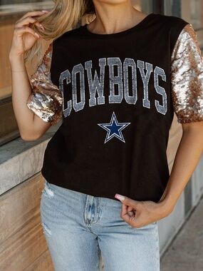 Dallas Cowboys Sequin-Sleeve Size Large Women’s Tee - Black & Gold
